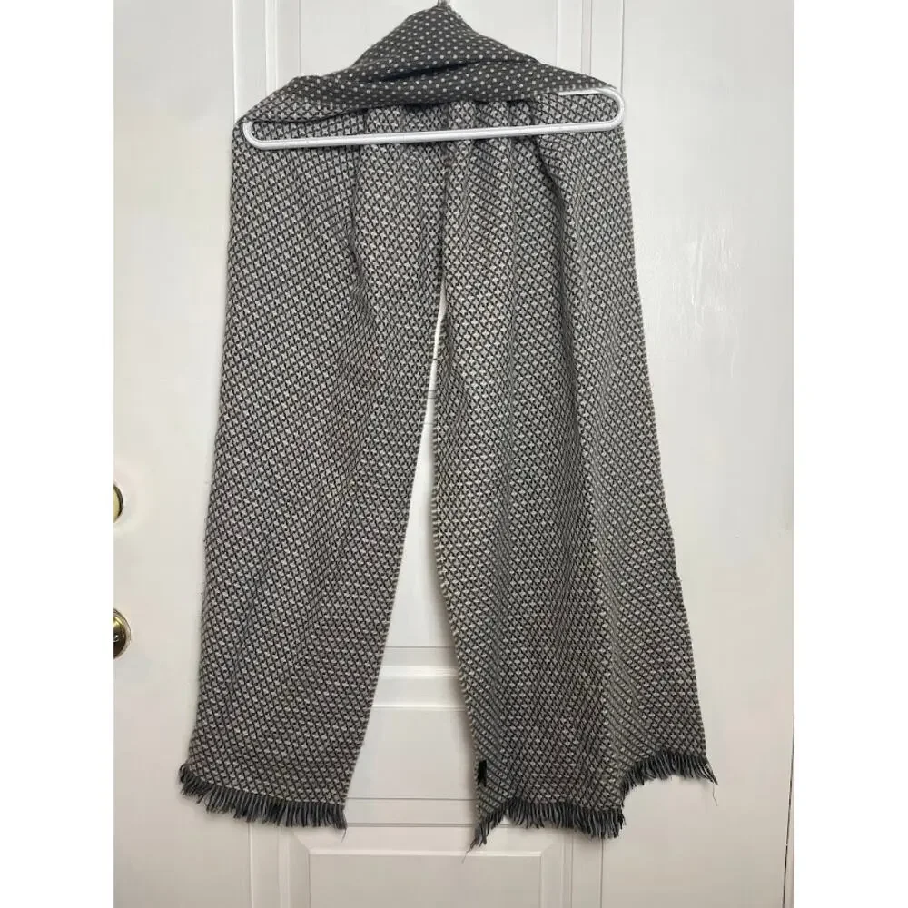 Samkas Wool Polka Dotted Scarf Made in Italy Gray Fringe Wrap 15X74 Rectangle
